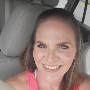 Meet your Posher, Laurel